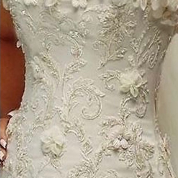 Maggie Sottero Vintage Haute Couture Wedding Dress - Picture 4 of 14